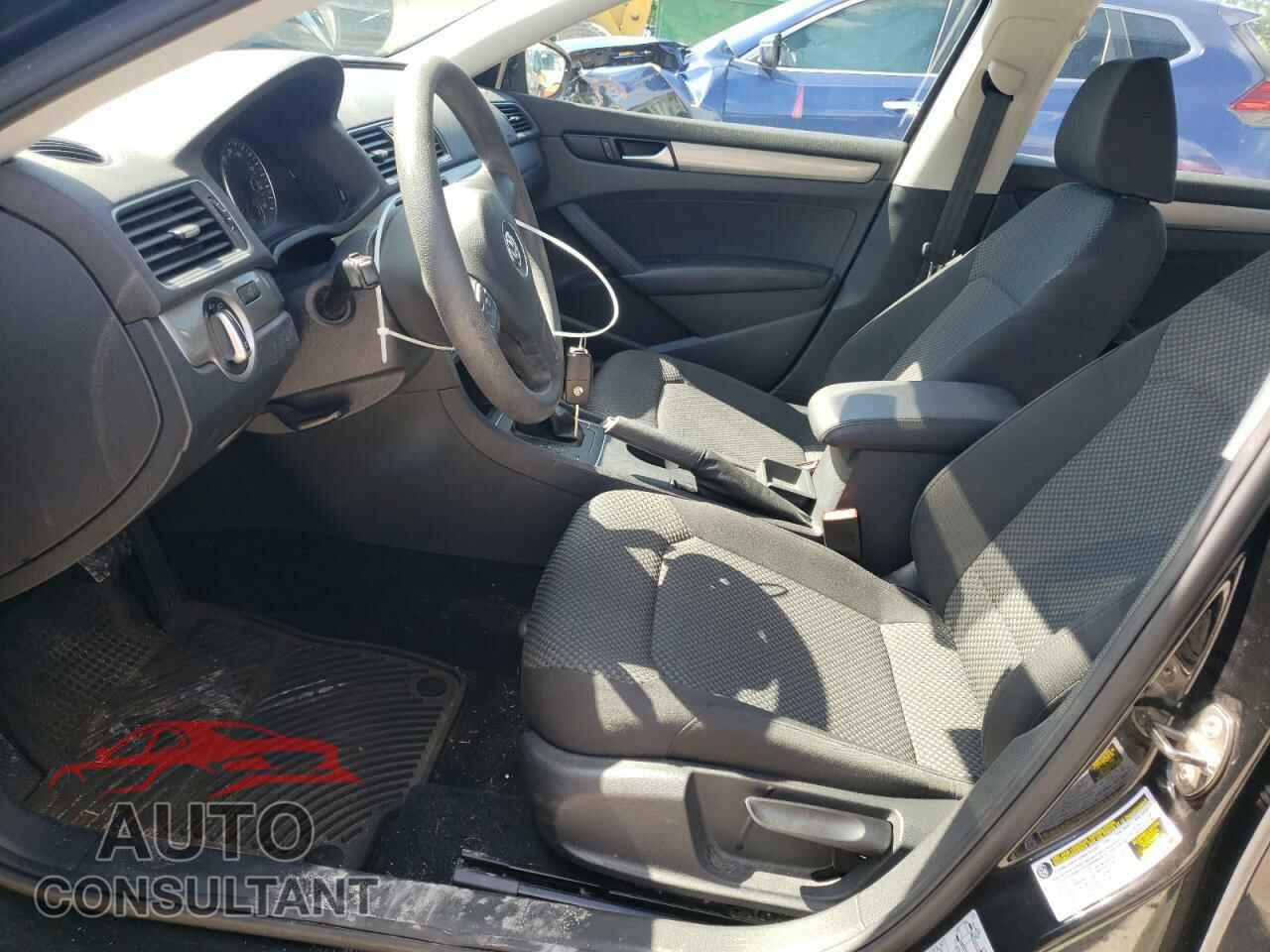 VOLKSWAGEN PASSAT 2012 - 1VWAH7A30CC089678
