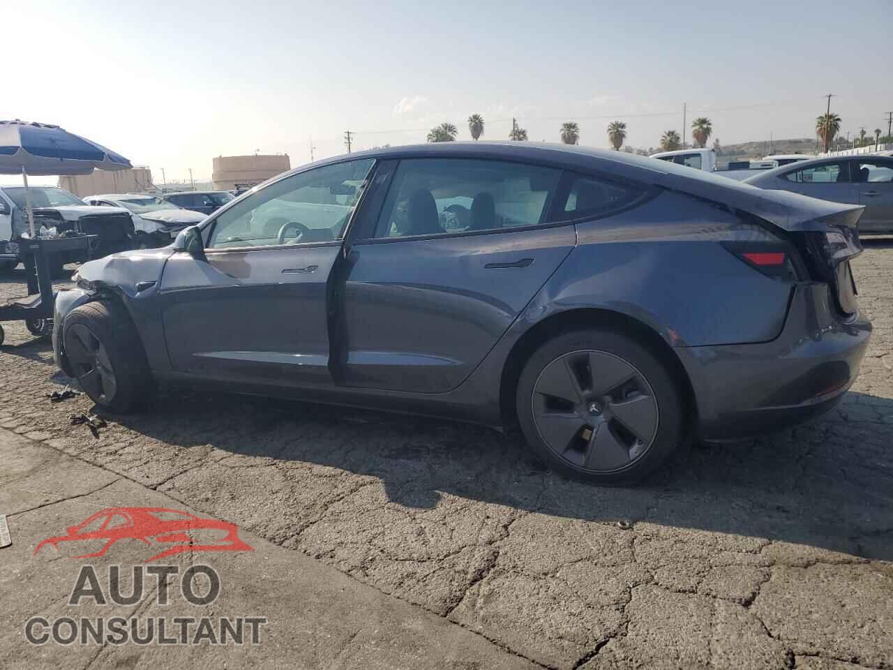 TESLA MODEL 3 2023 - 5YJ3E1EAXPF586806