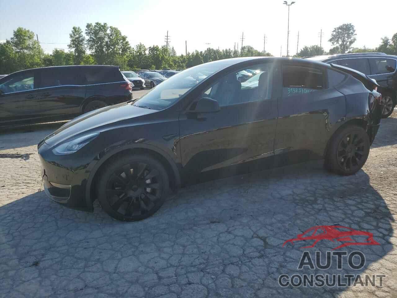TESLA MODEL Y 2021 - 5YJYGDEE8MF067799