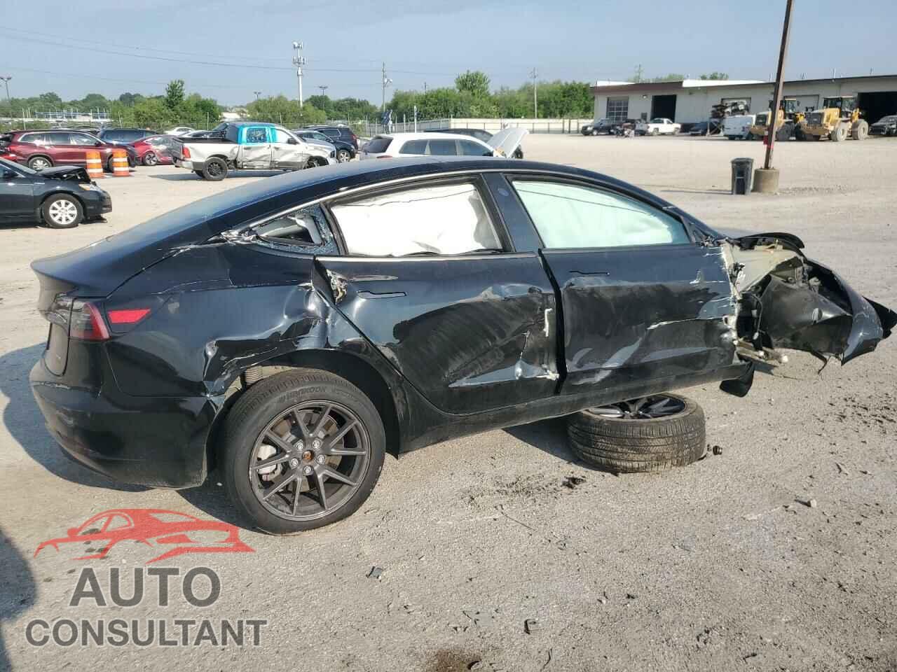TESLA MODEL 3 2023 - 5YJ3E1EB7PF677413