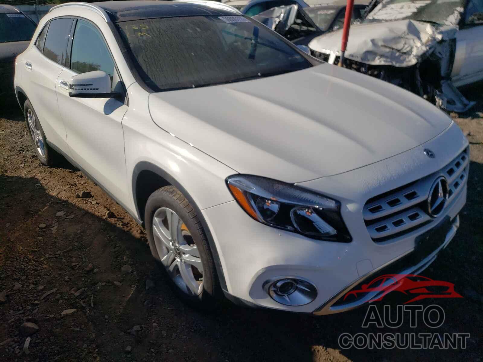 MERCEDES-BENZ GLA-CLASS 2019 - WDCTG4GB3KU002886