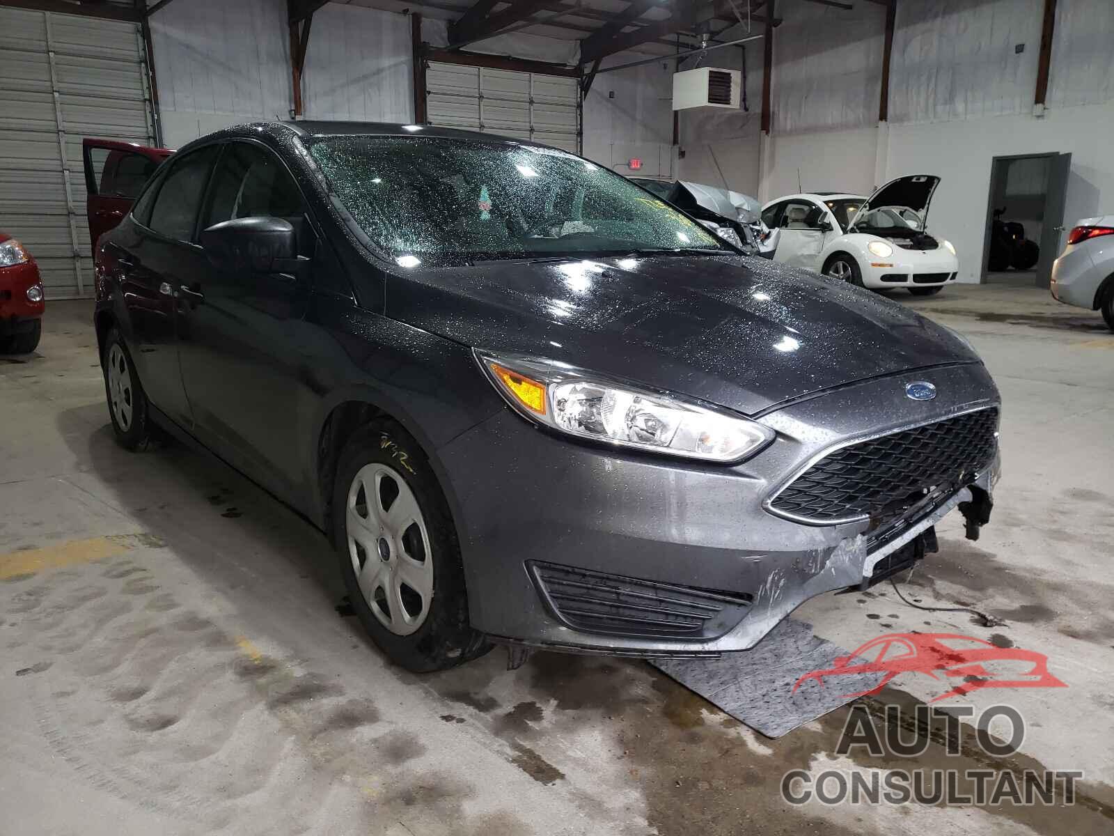FORD FOCUS 2017 - 1FADP3E20HL330908
