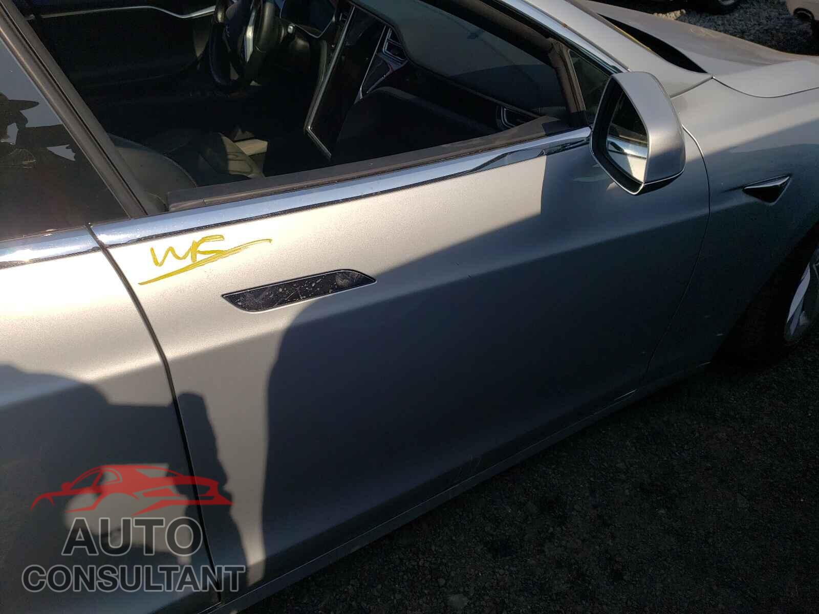 TESLA MODEL S 2017 - 5YJSA1E28HF218366