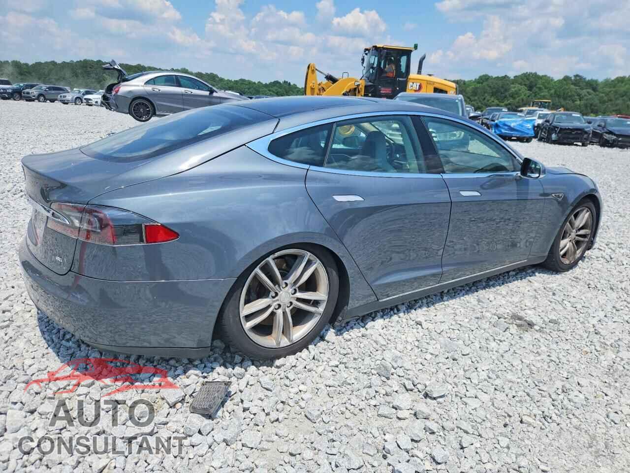TESLA MODEL S 2013 - 5YJSA1CN2DFP05375