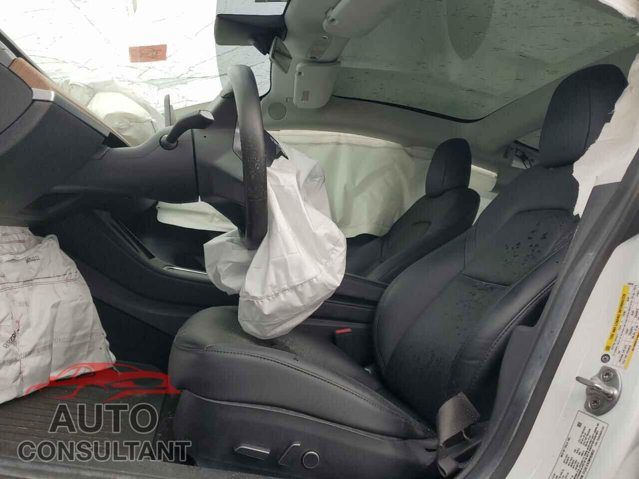 TESLA MODEL 3 2021 - 5YJ3E1EA2MF859832