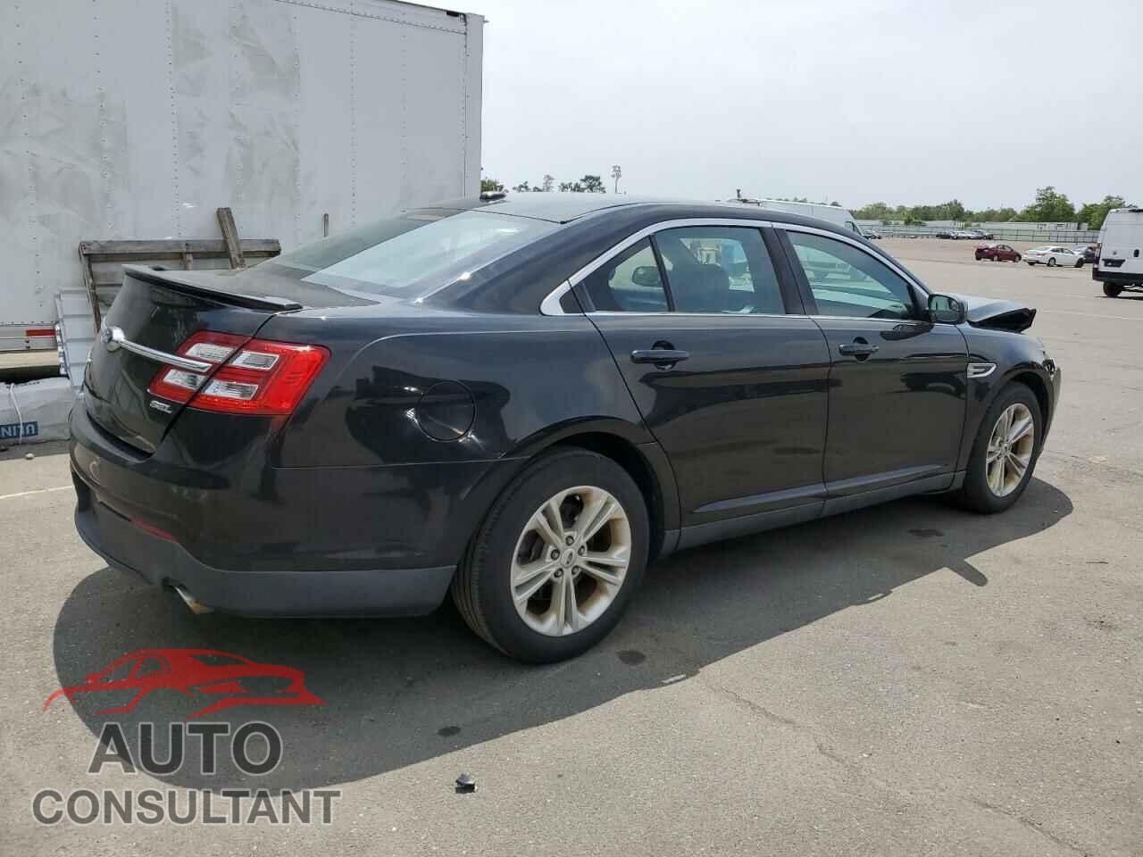 FORD TAURUS 2015 - 1FAHP2E89FG100077