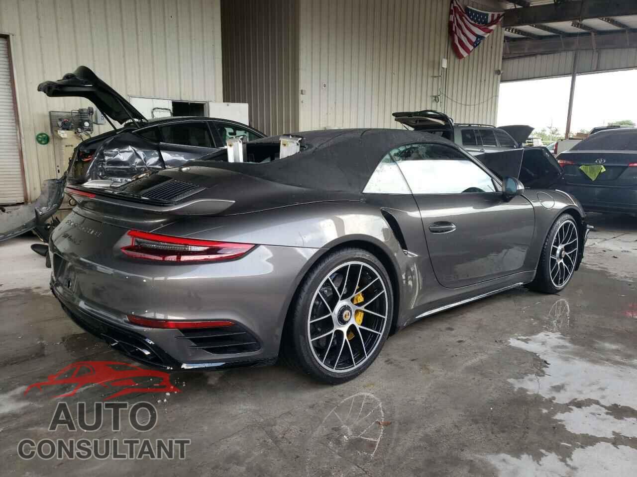 PORSCHE 911 2017 - WP0CD2A99HS178807