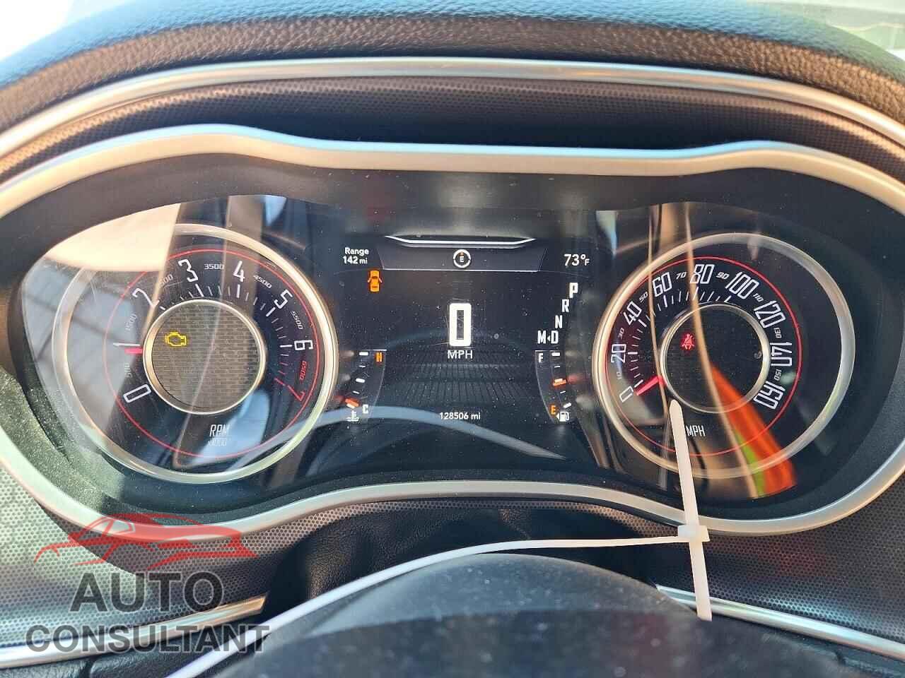 DODGE CHALLENGER 2015 - 2C3CDZBG5FH913992