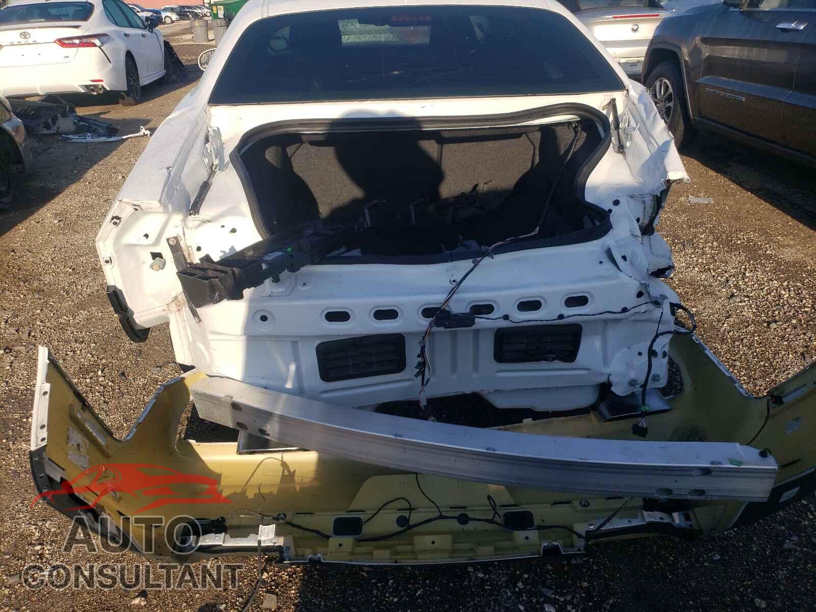 DODGE CHALLENGER 2019 - 2C3CDZBT5KH586873