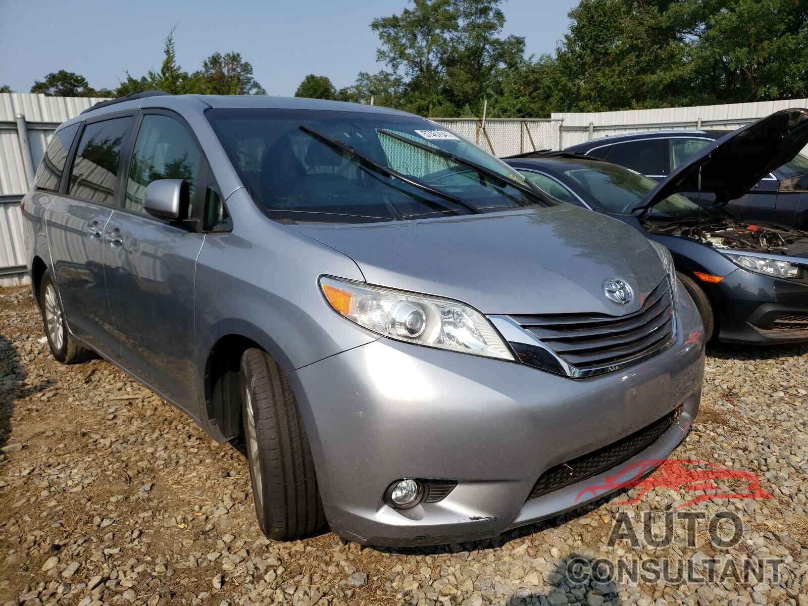 TOYOTA SIENNA 2016 - 5TDYK3DC8GS728451