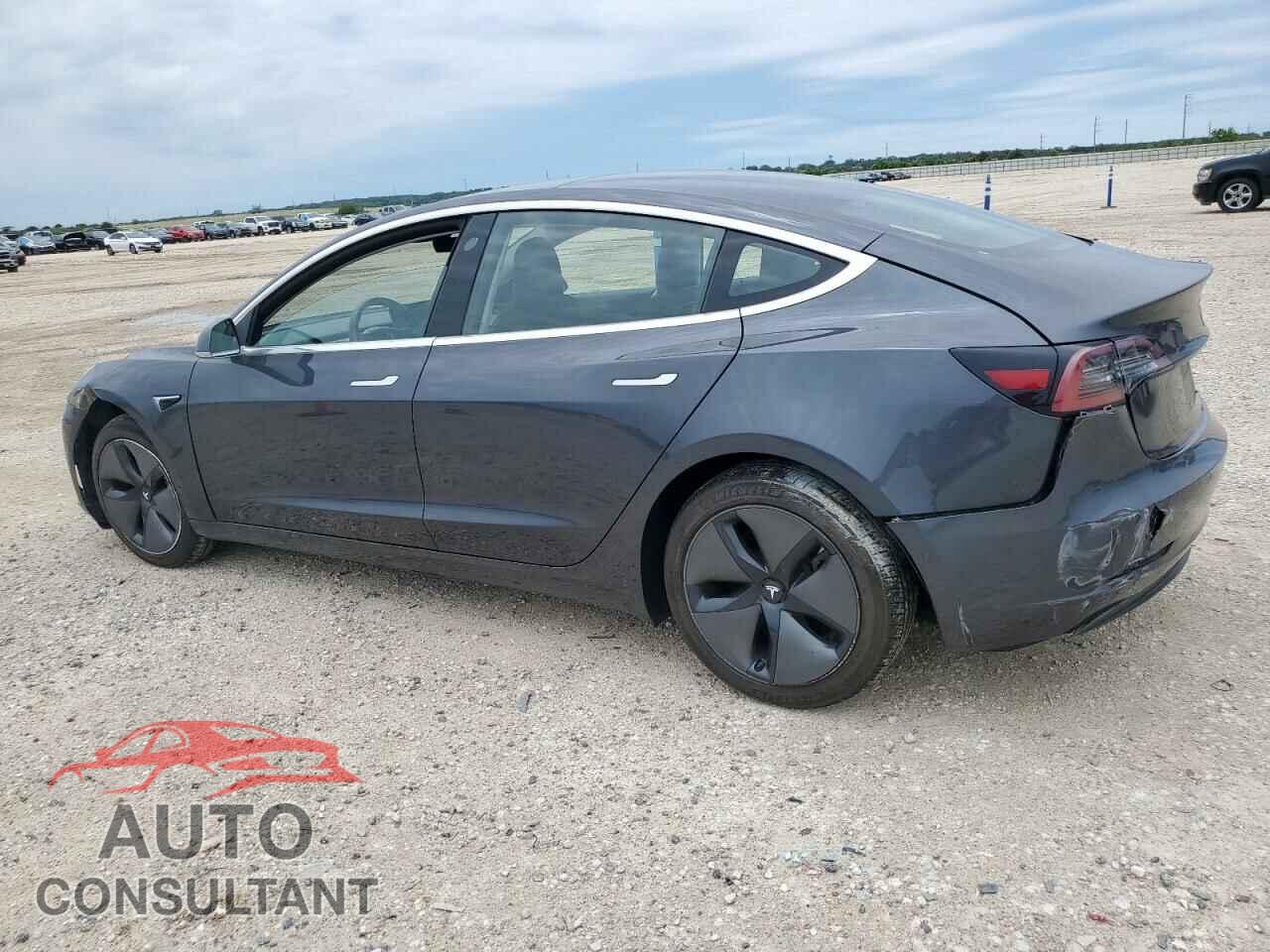 TESLA MODEL 3 2018 - 5YJ3E1EA2JF045384