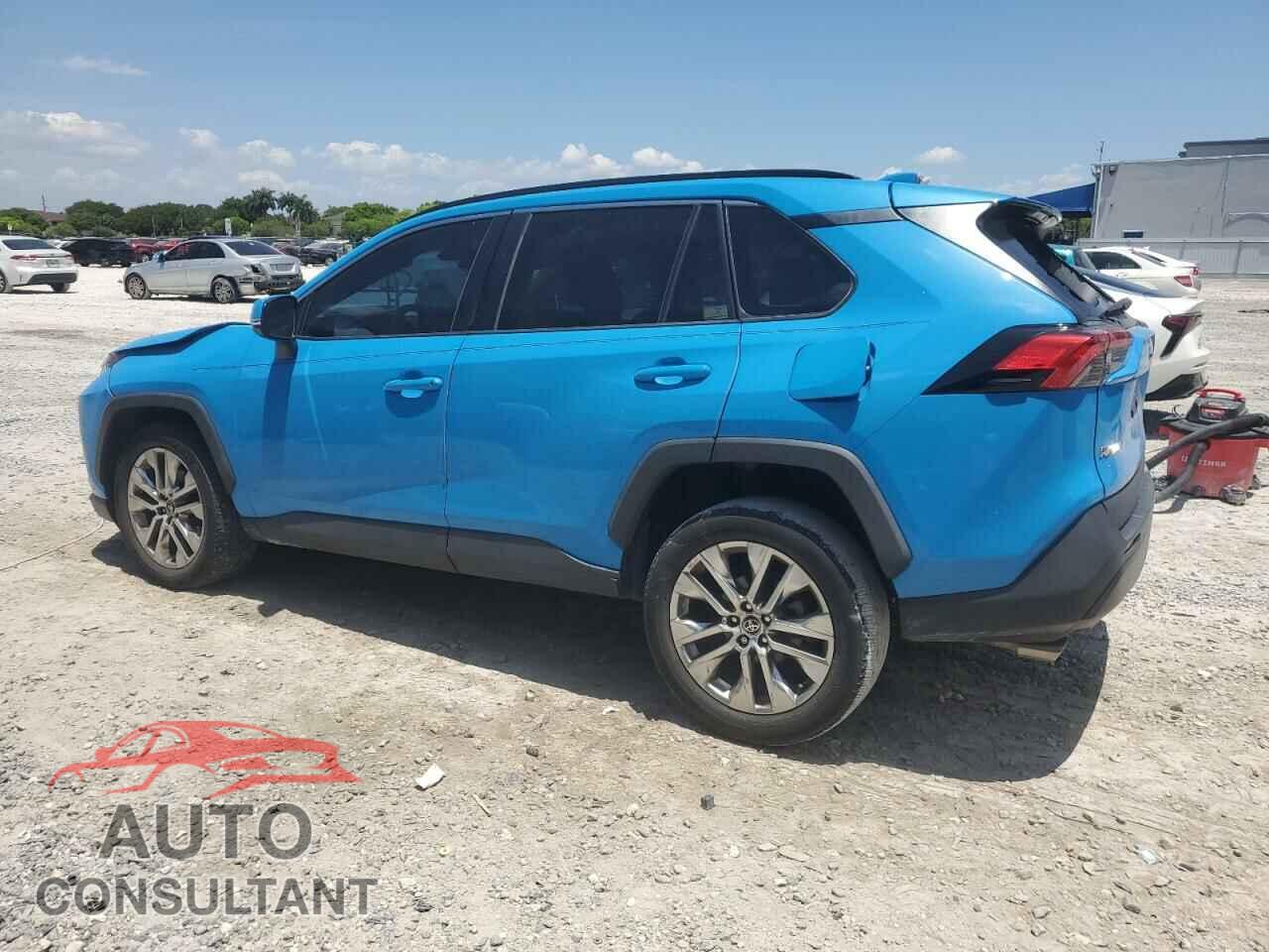 TOYOTA RAV4 2021 - 2T3C1RFV1MW143428