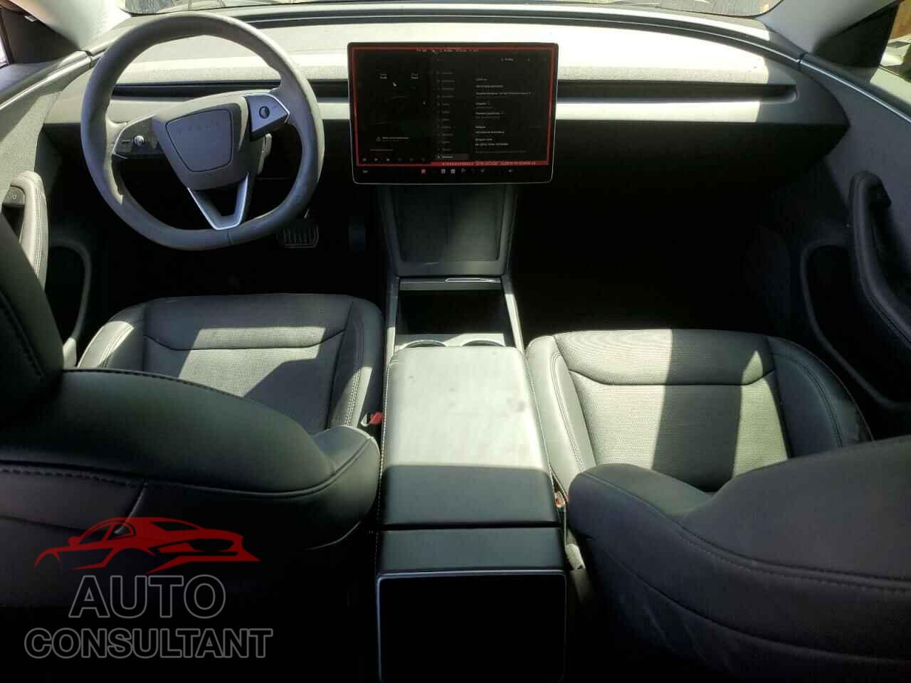 TESLA MODEL 3 2025 - 5YJ3E1EA9SF910112