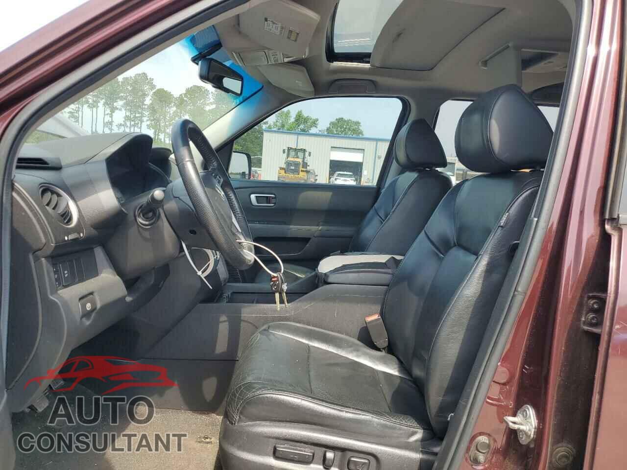 HONDA PILOT 2011 - 5FNYF4H63BB098043