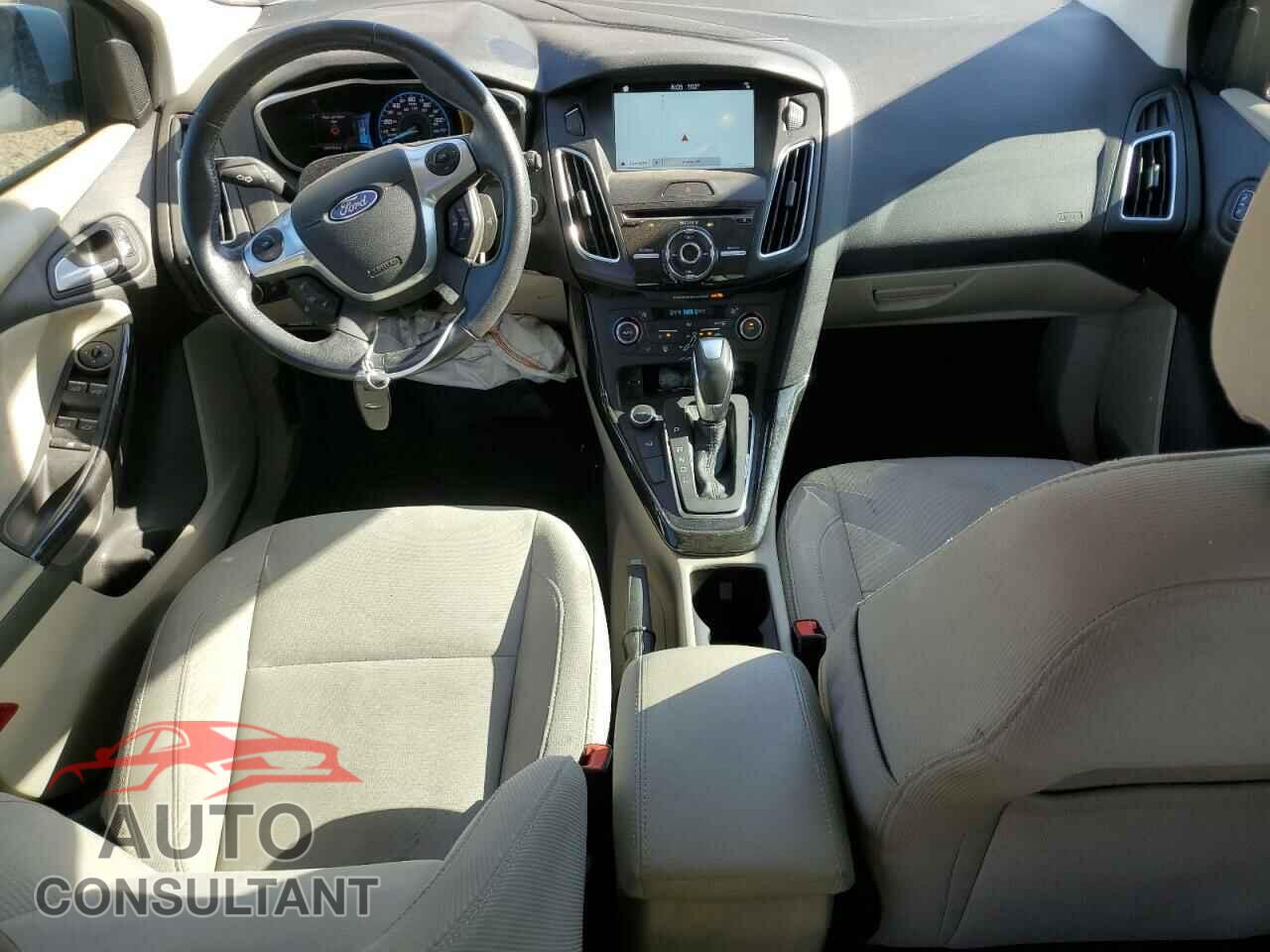 FORD FOCUS 2017 - 1FADP3R46HL224538
