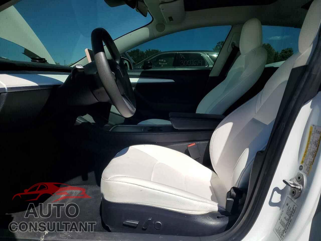 TESLA MODEL 3 2022 - 5YJ3E1EA7NF105021