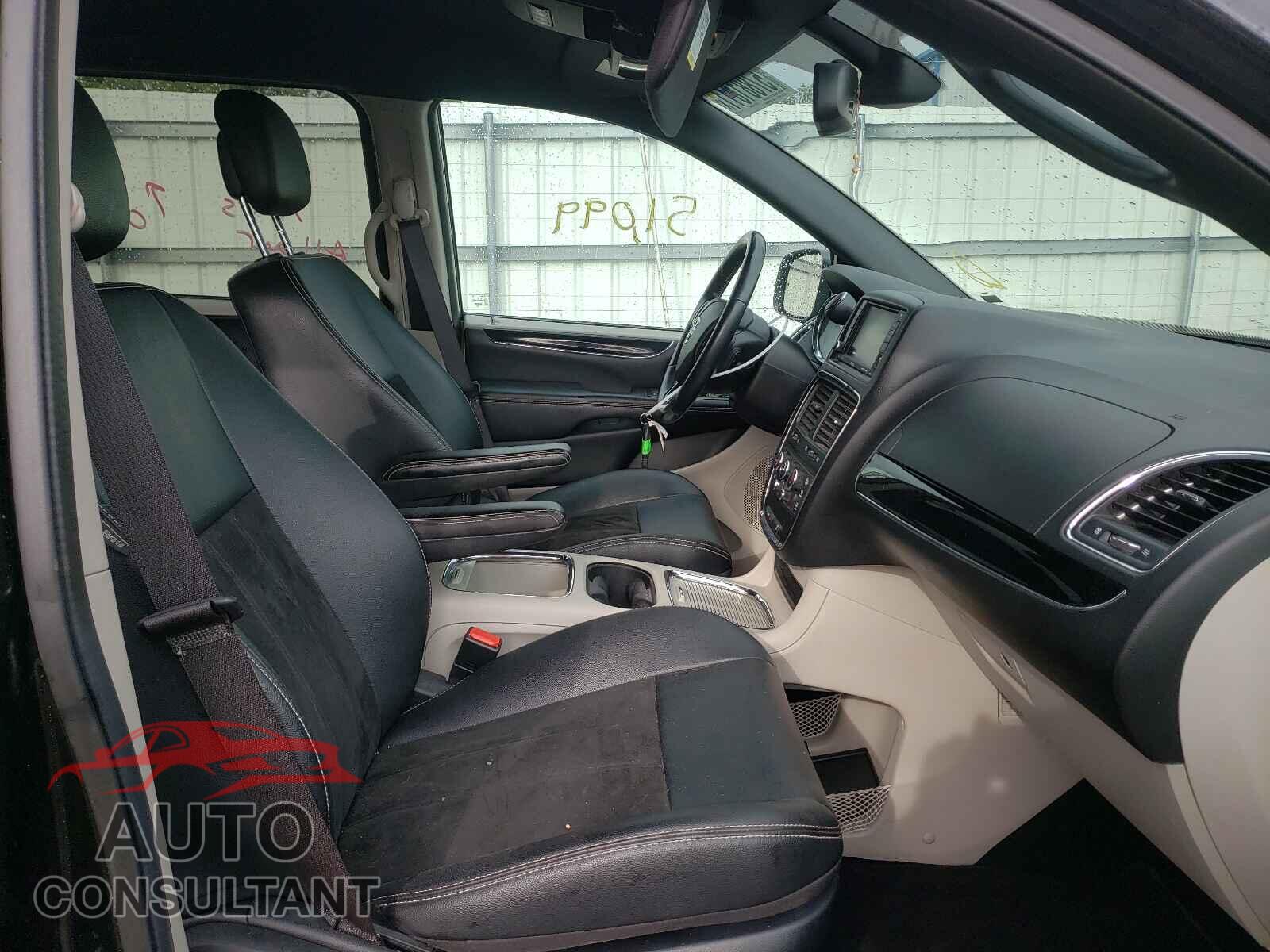 DODGE GRAND CARA 2019 - 2C4RDGCG3KR749462