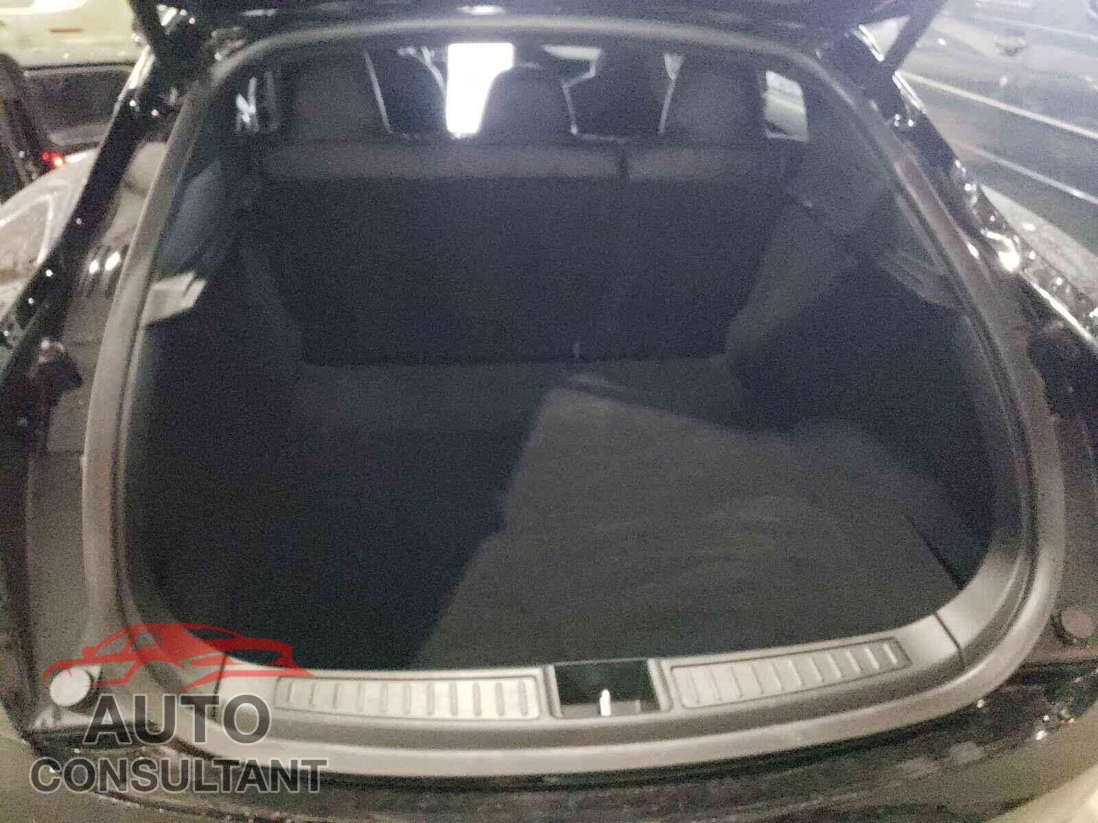 TESLA MODEL S 2018 - 5YJSA1E2XJF266683