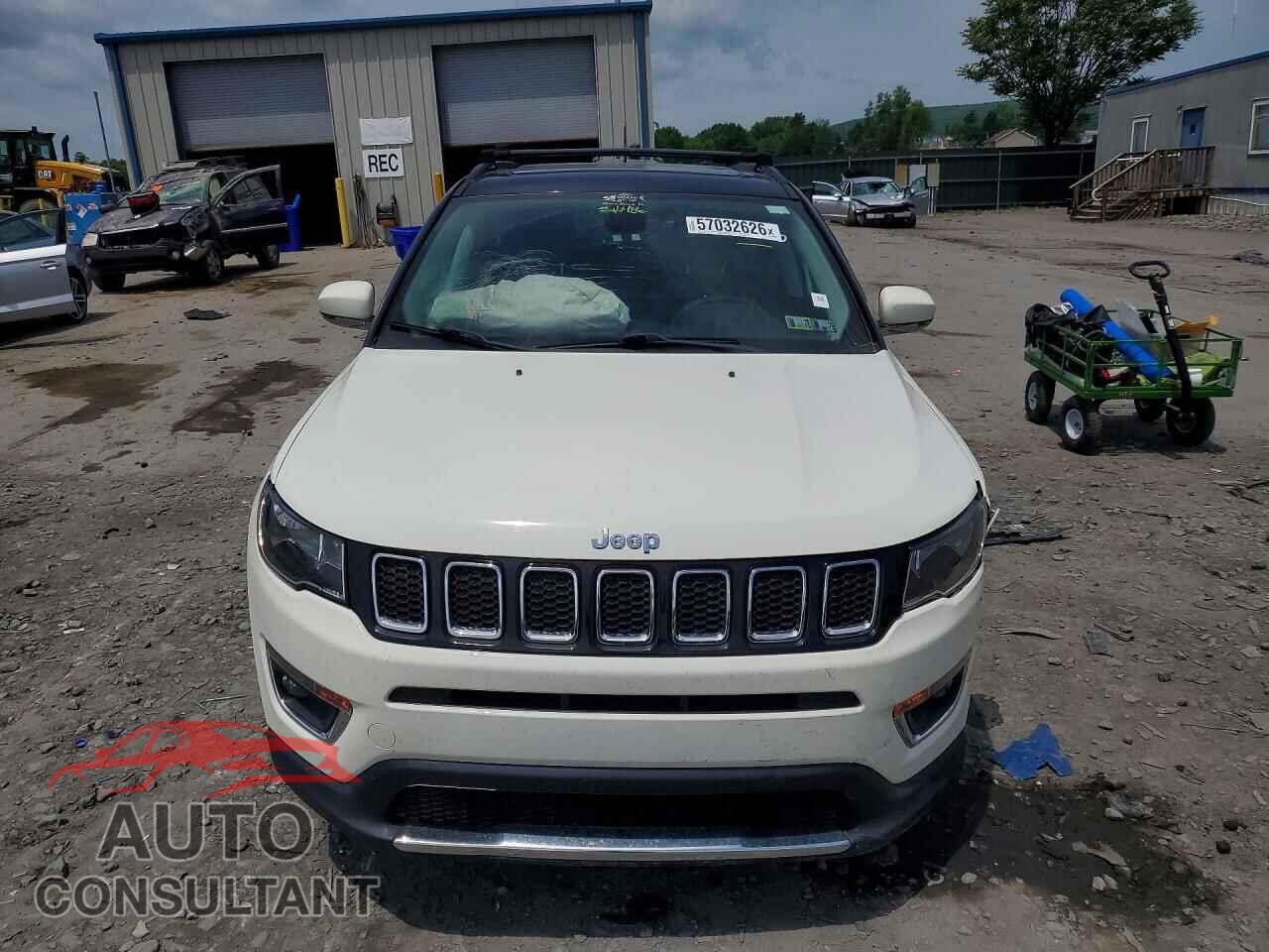 JEEP COMPASS 2018 - 3C4NJDCB2JT478870