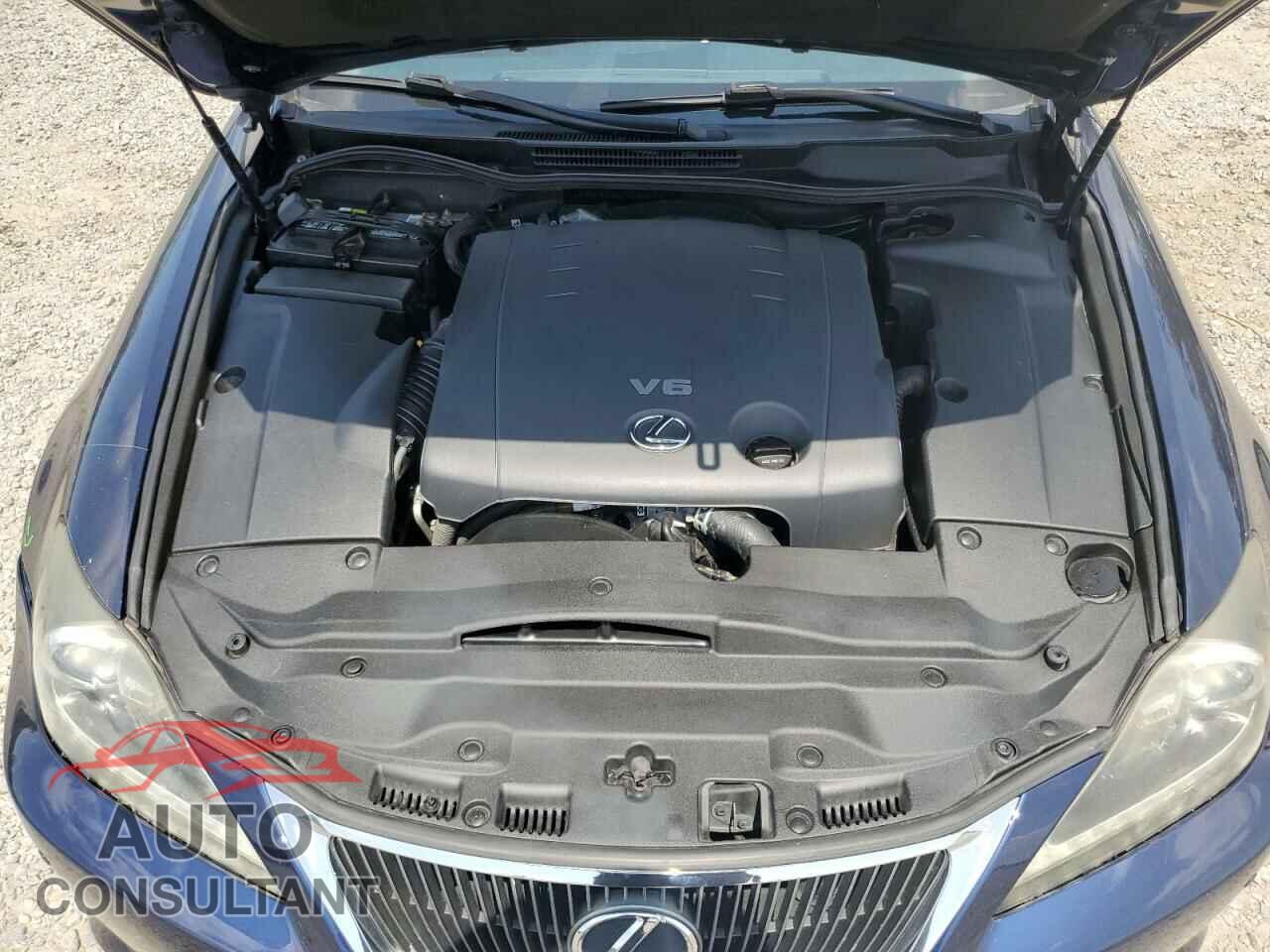 LEXUS IS 2011 - JTHFF2C27B2520557