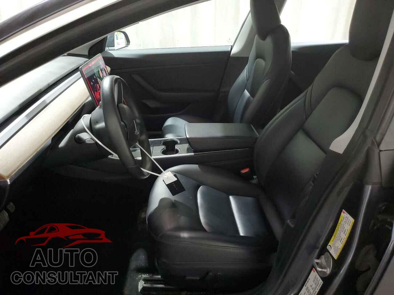 TESLA MODEL 3 2018 - 5YJ3E1EB2JF087126