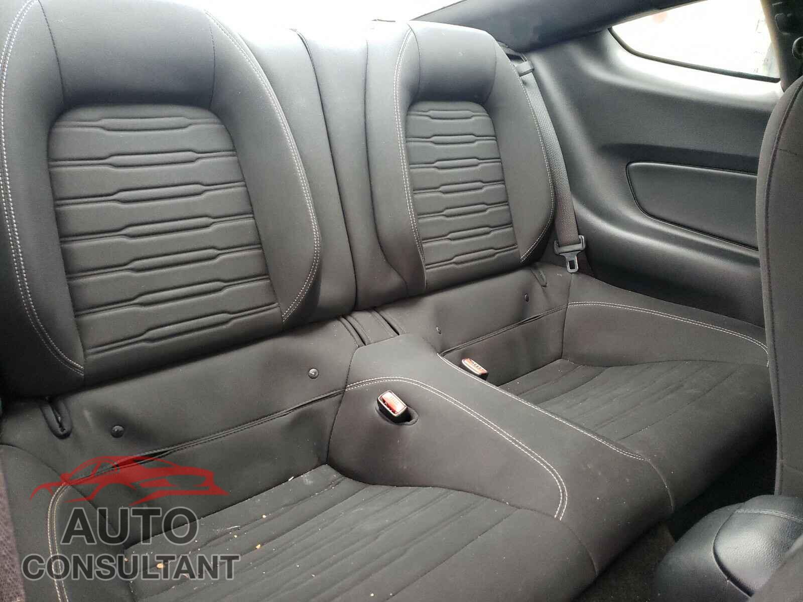 FORD MUSTANG 2017 - 1FA6P8TH4H5265840