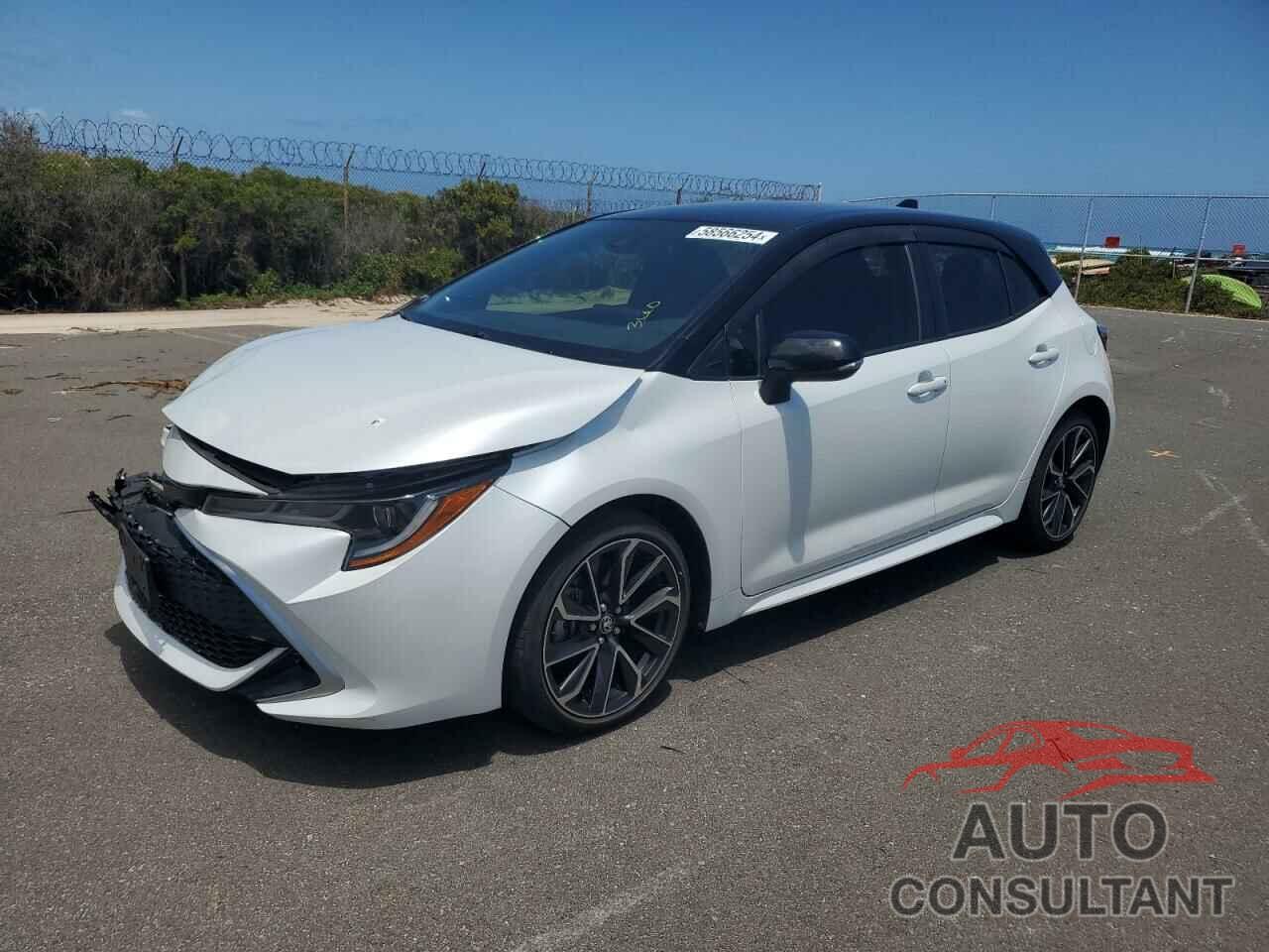 TOYOTA COROLLA 2021 - JTNC4MBE1M3117295