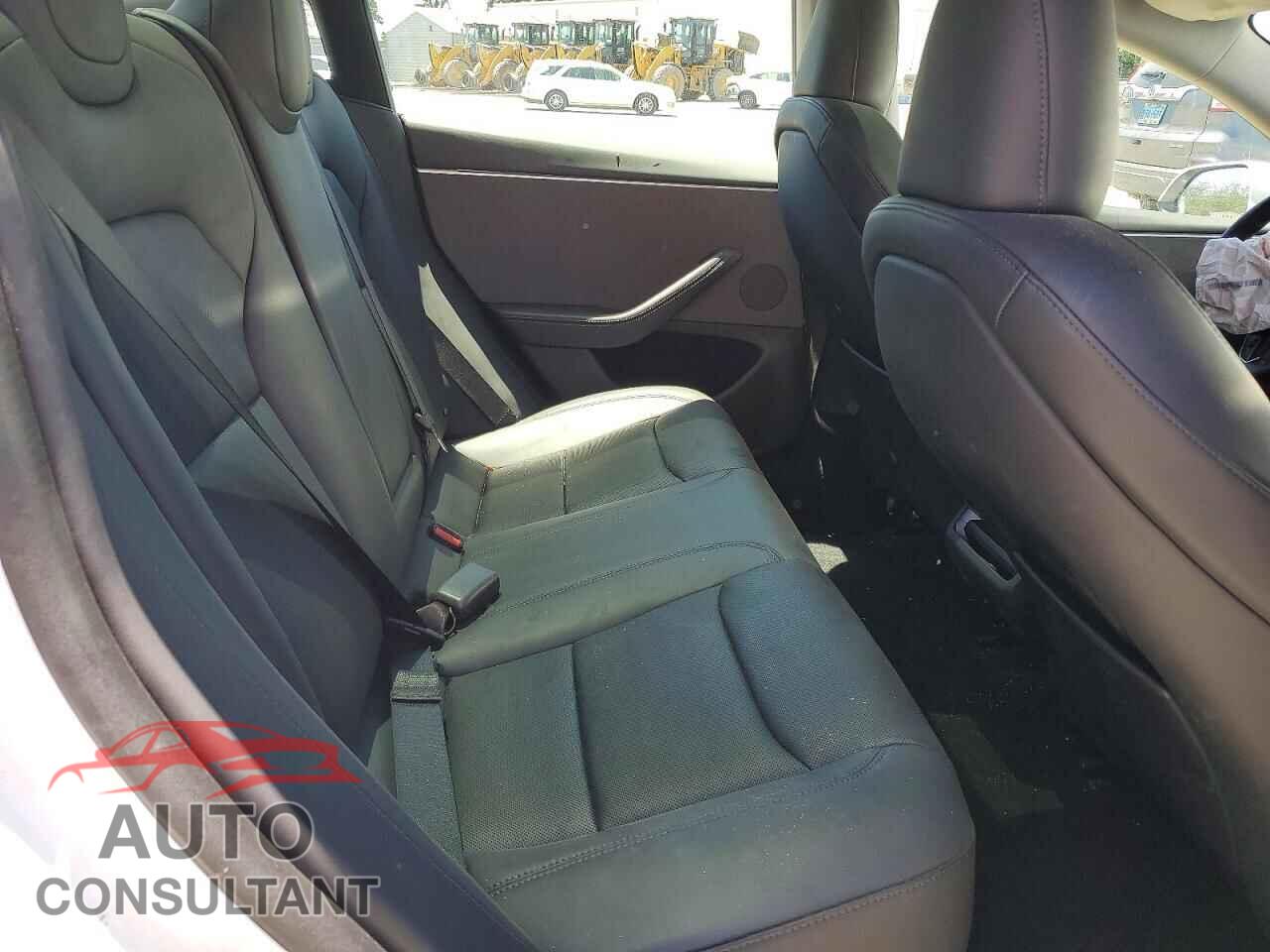 TESLA MODEL 3 2024 - 5YJ3E1EA3RF784856