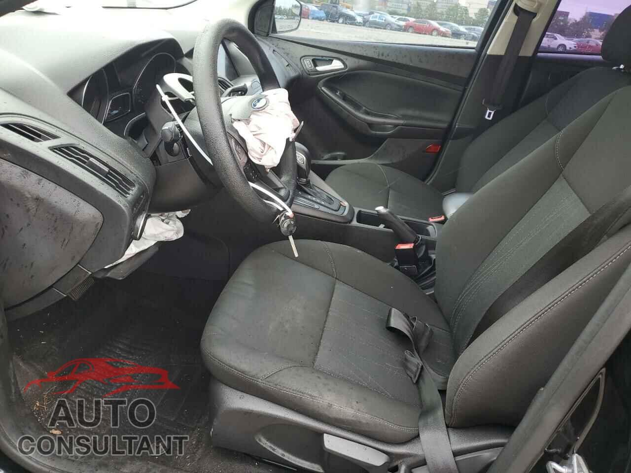 FORD FOCUS 2017 - 1FADP3H27HL253367