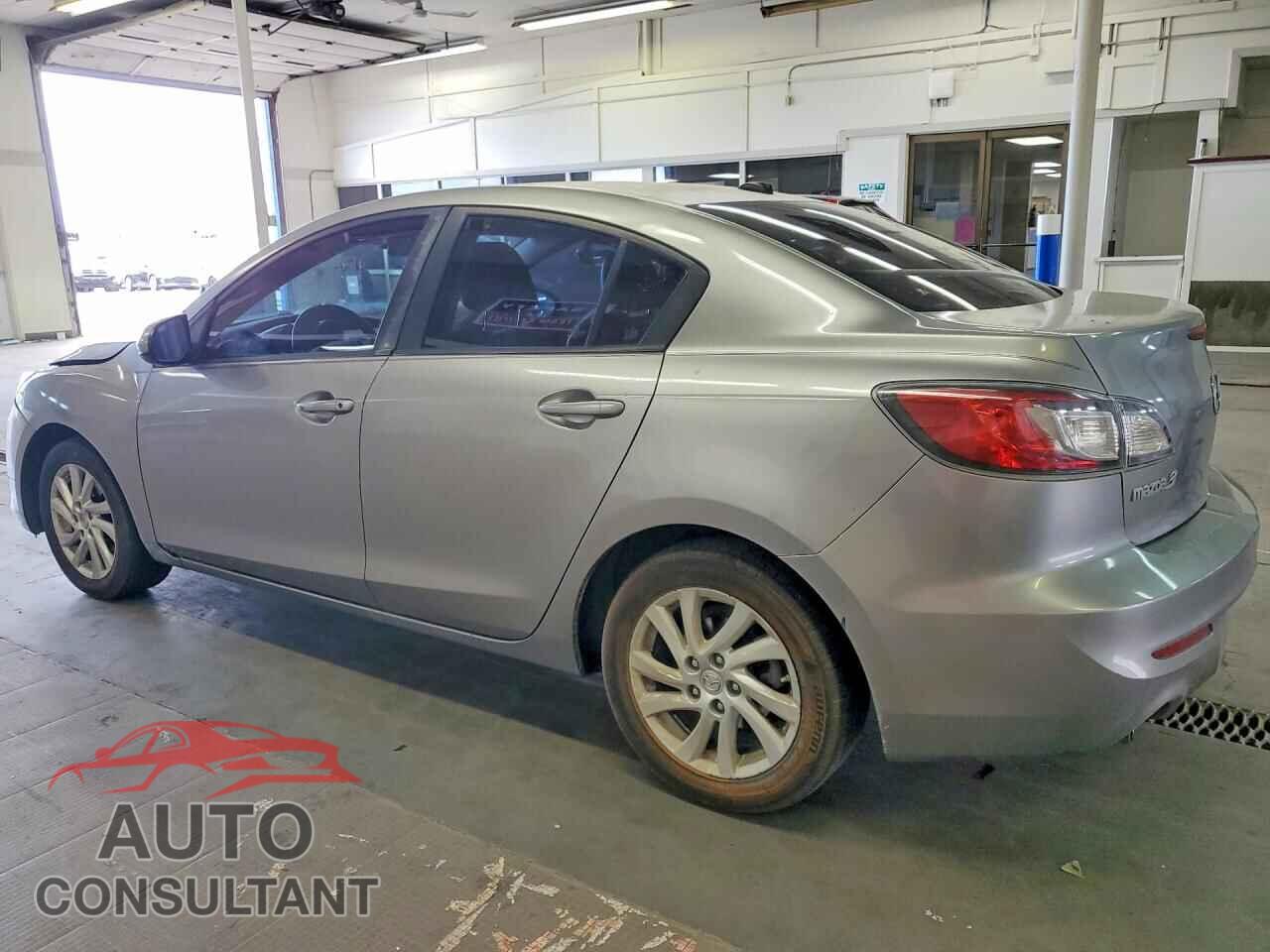 MAZDA 3 2012 - JM1BL1W72C1629283