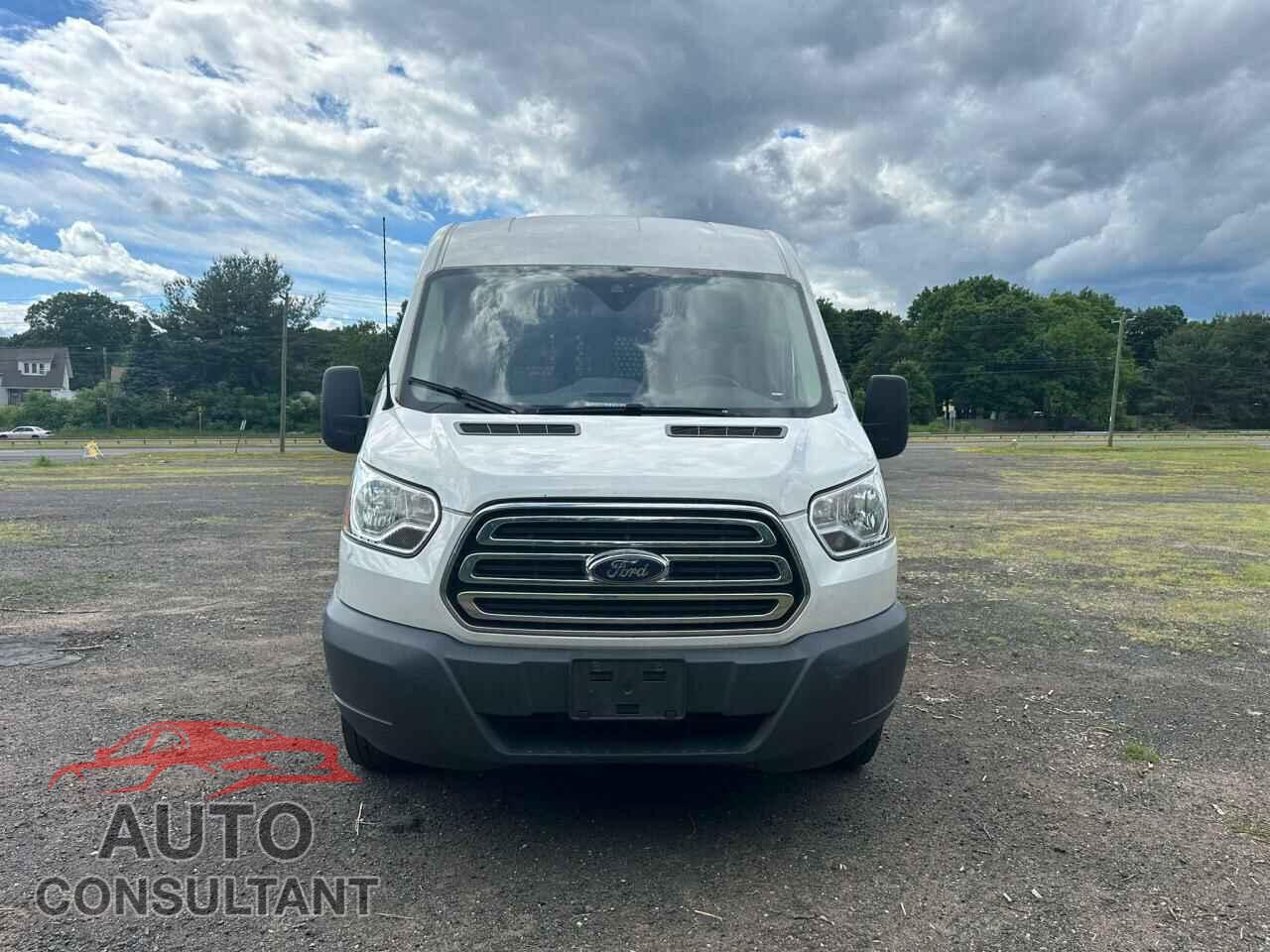 FORD TRANSIT 2016 - 1FTYR2CG8GKB40907