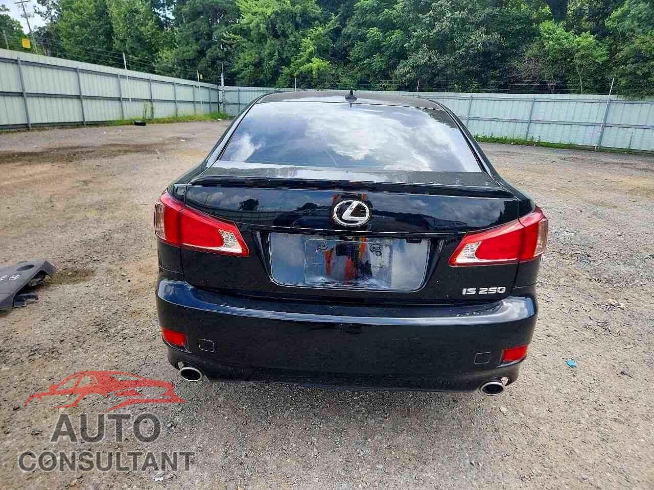 LEXUS IS 2013 - JTHBF5C21D5189802