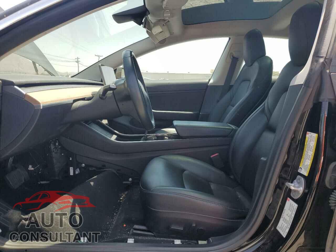 TESLA MODEL 3 2018 - 5YJ3E1EA7JF176276