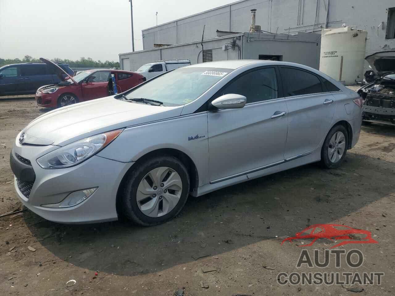HYUNDAI SONATA 2015 - KMHEC4A45FA139027