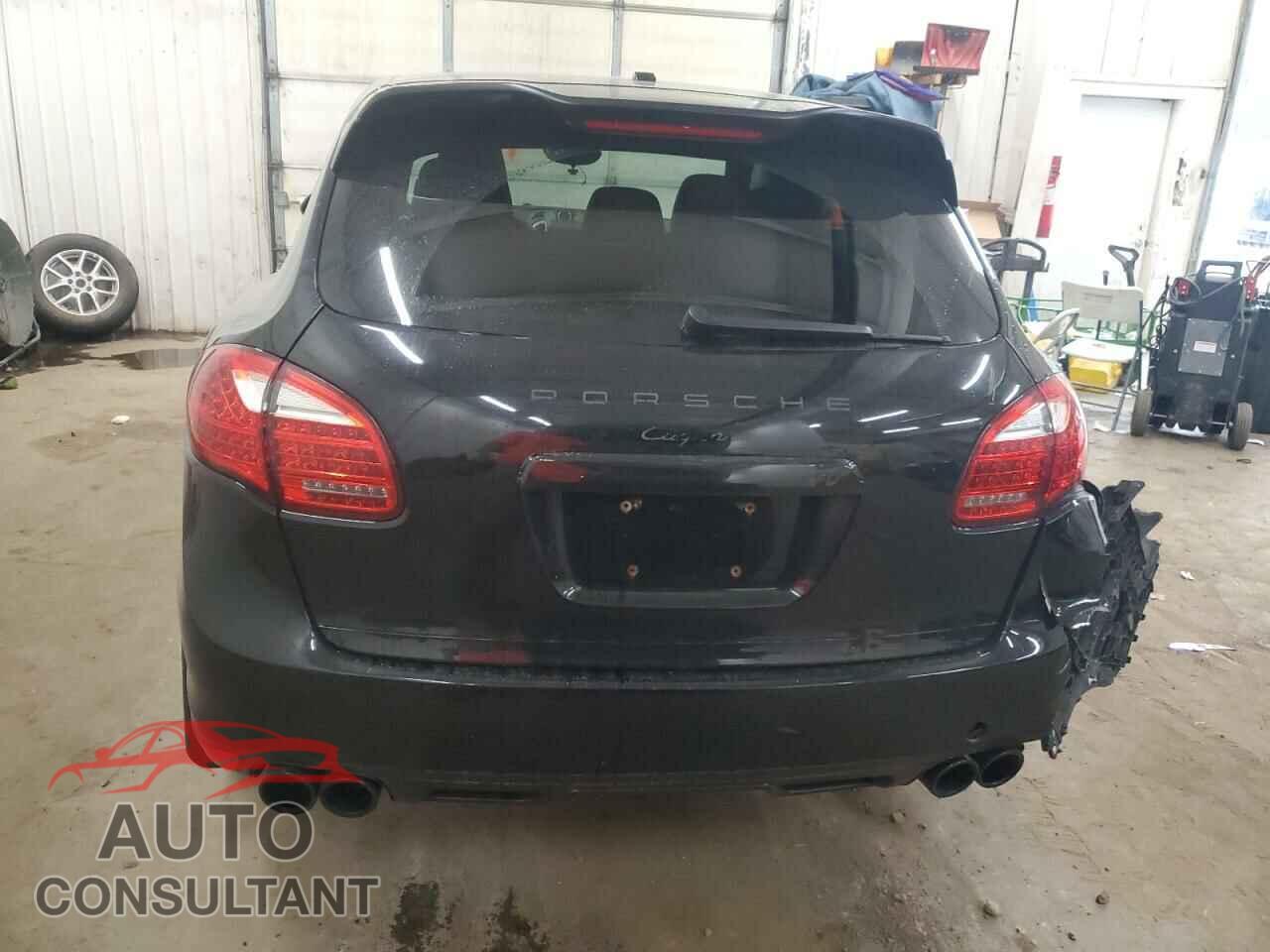 PORSCHE CAYENNE 2014 - WP1AA2A25ELA91302