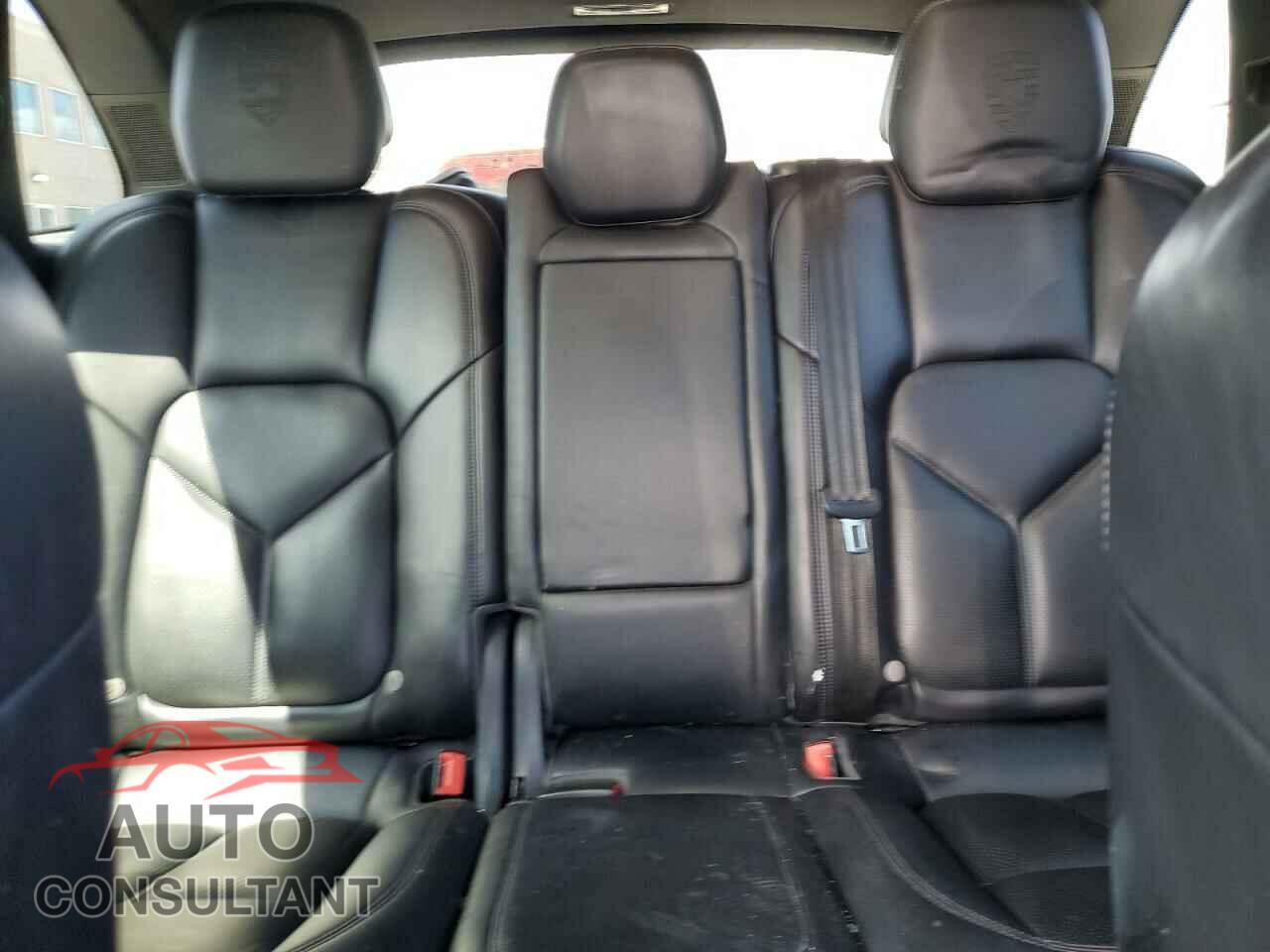 PORSCHE CAYENNE 2017 - WP1AA2A20HKA86163