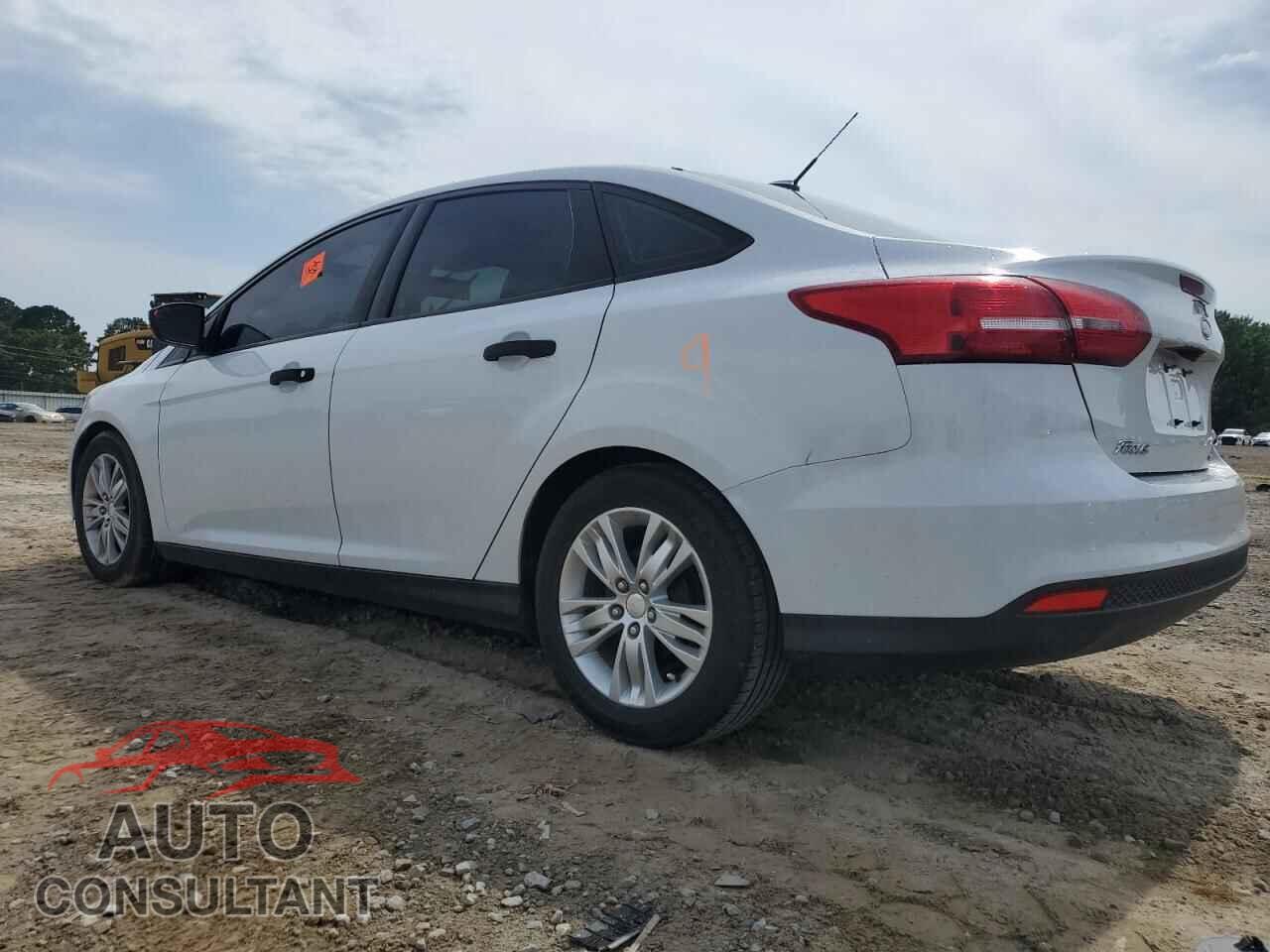FORD FOCUS 2016 - 1FADP3E22GL256874