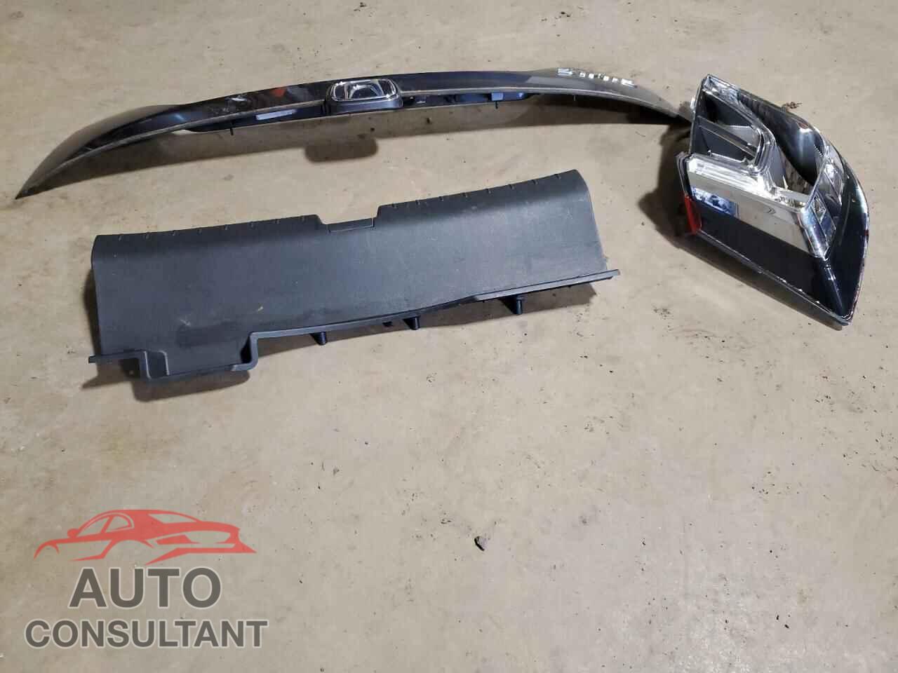 HONDA CIVIC 2019 - 2HGFC2F68KH554721