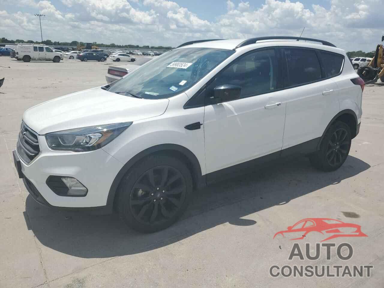 FORD ESCAPE 2019 - 1FMCU0GD5KUB25951