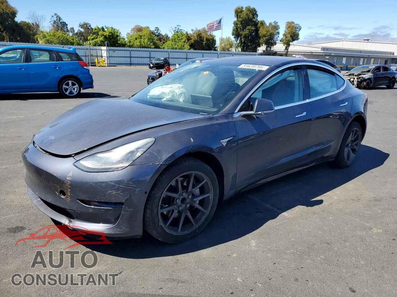 TESLA MODEL 3 2018 - 5YJ3E1EA5JF102032