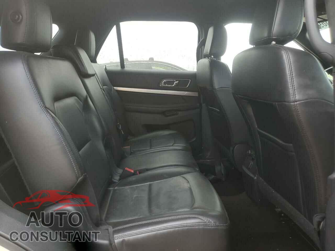 FORD EXPLORER 2018 - 1FM5K8D86JGB54473