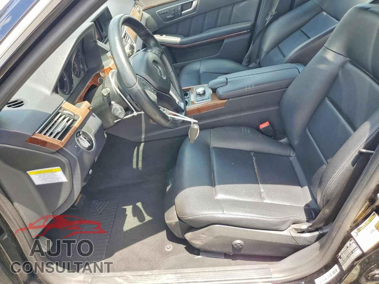 MERCEDES-BENZ E-CLASS 2013 - WDDHF5KB2DA700055