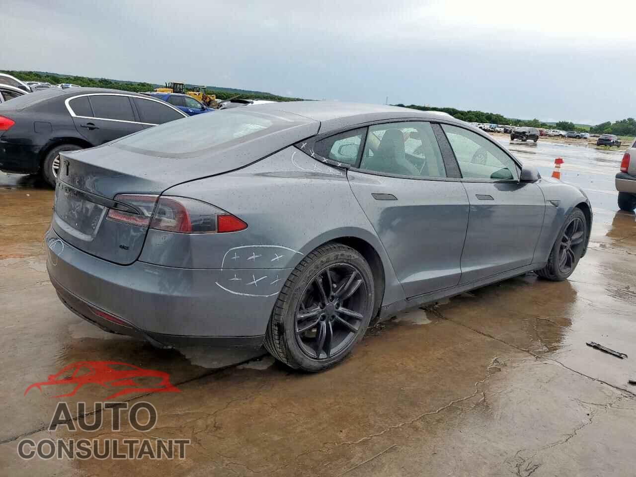 TESLA MODEL S 2013 - 5YJSA1CNXDFP16432