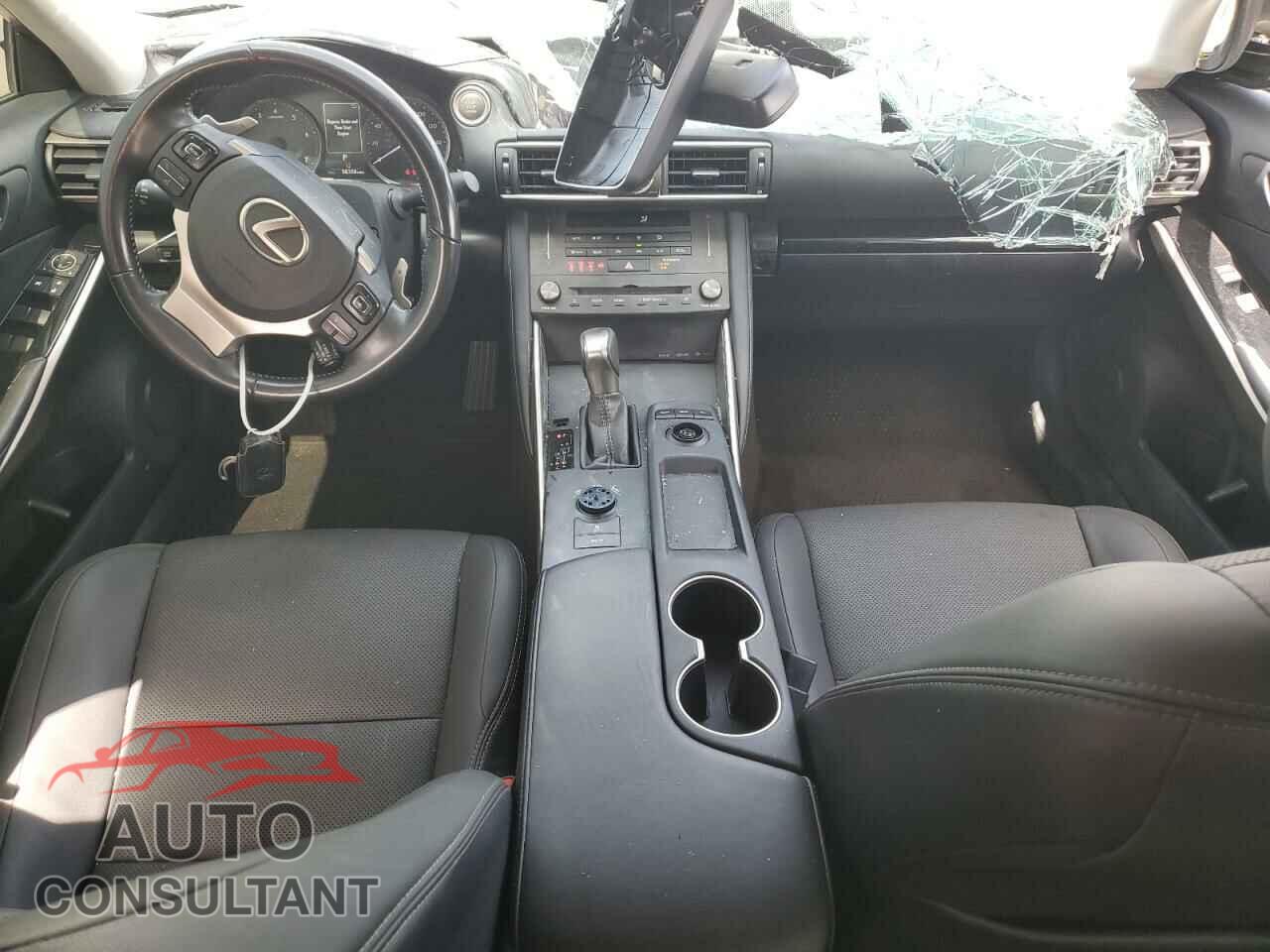 LEXUS IS 2020 - JTHAA1D23L5106435