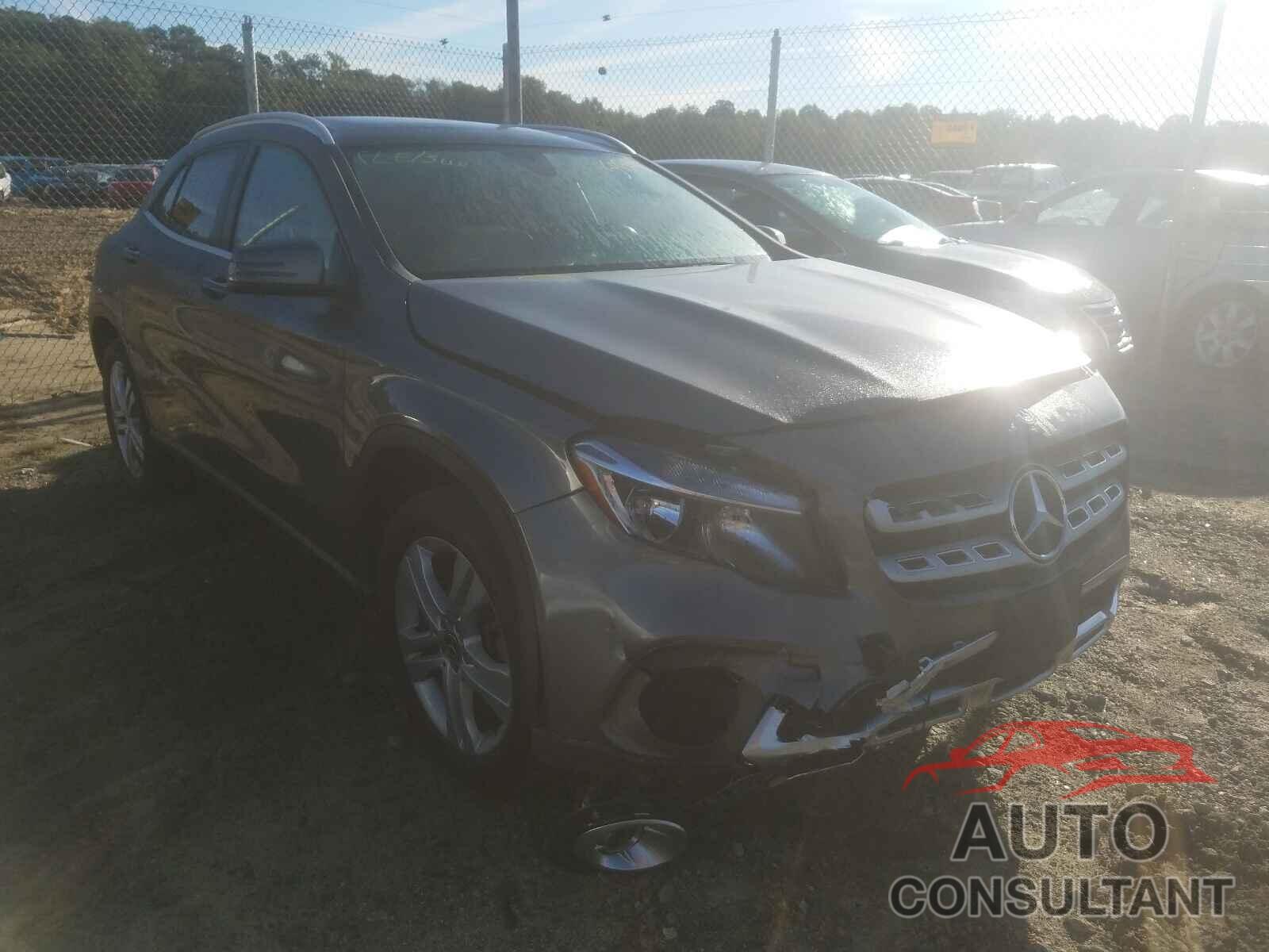 MERCEDES-BENZ GLA-CLASS 2019 - WDCTG4GB3KJ572677