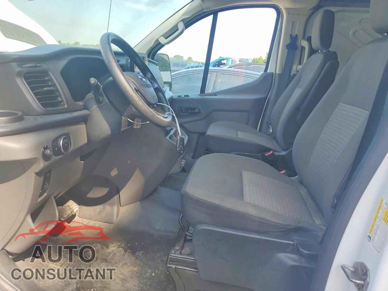 FORD TRANSIT 2022 - 1FTBR1Y86NKA05018