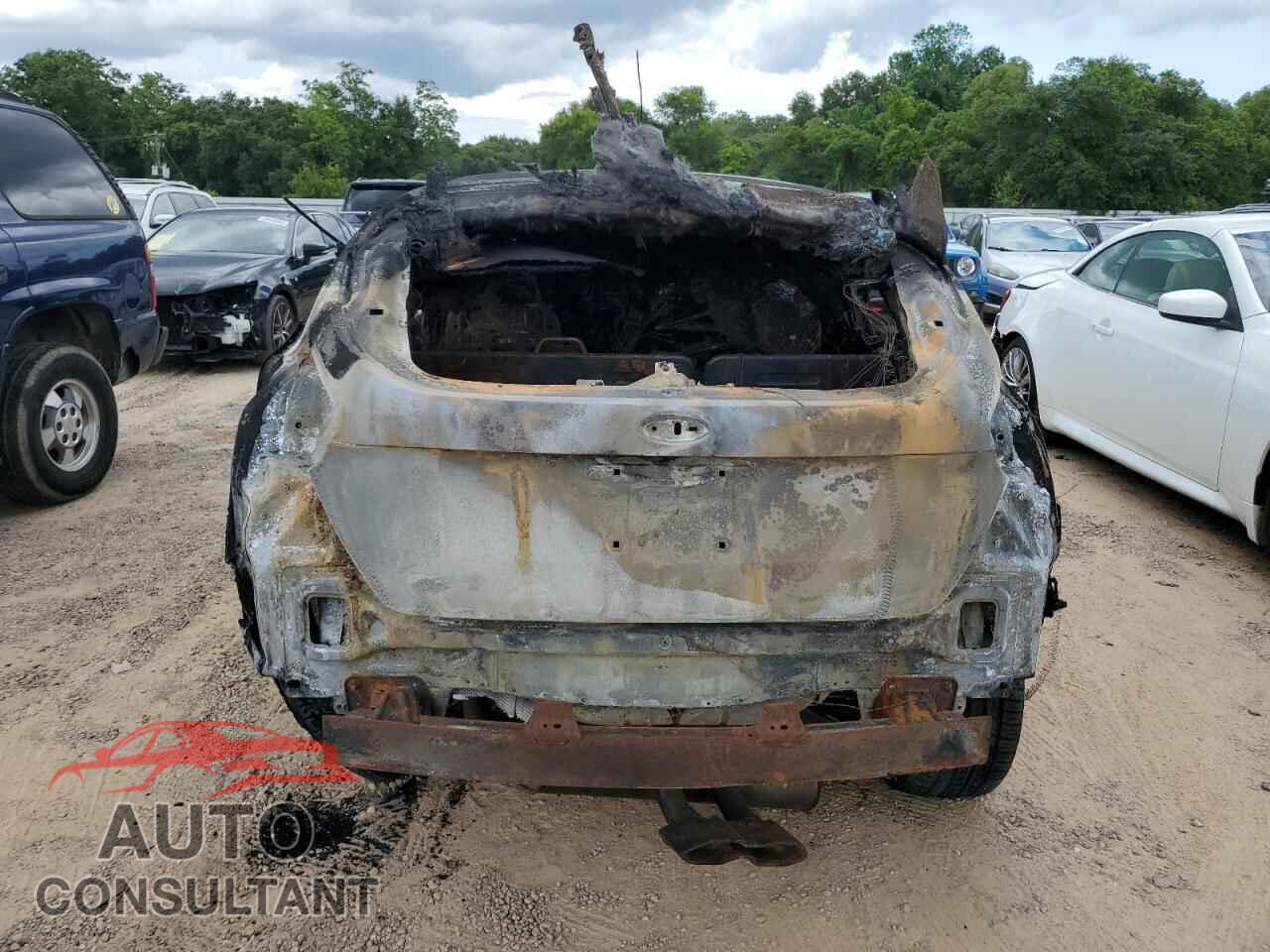FORD FOCUS 2017 - 1FADP3L95HL302442