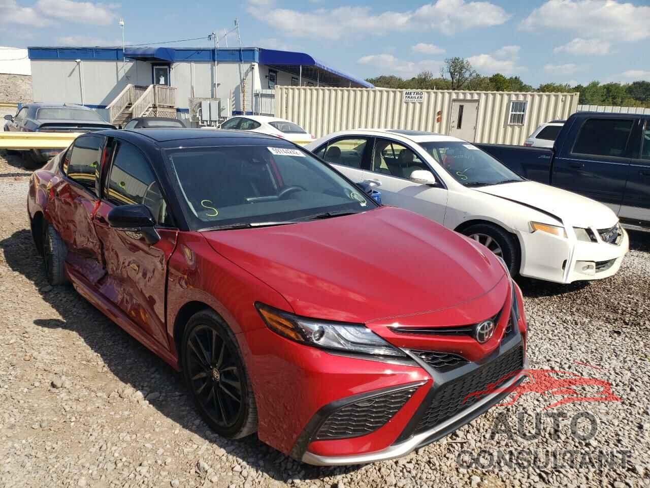 TOYOTA CAMRY 2022 - 4T1K61AK5NU011889