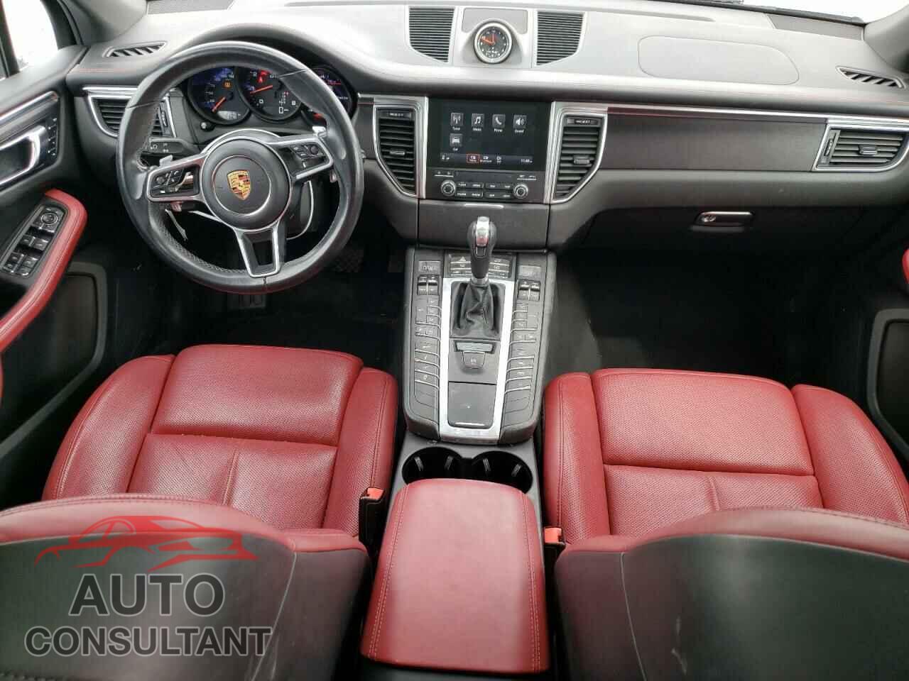 PORSCHE MACAN 2017 - WP1AG2A55HLB56579