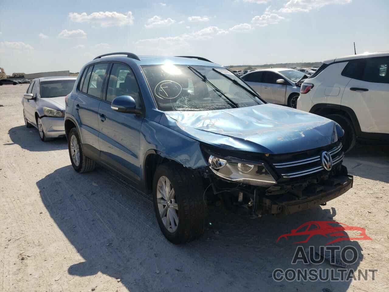 VOLKSWAGEN TIGUAN 2018 - WVGAV7AX7JK002727